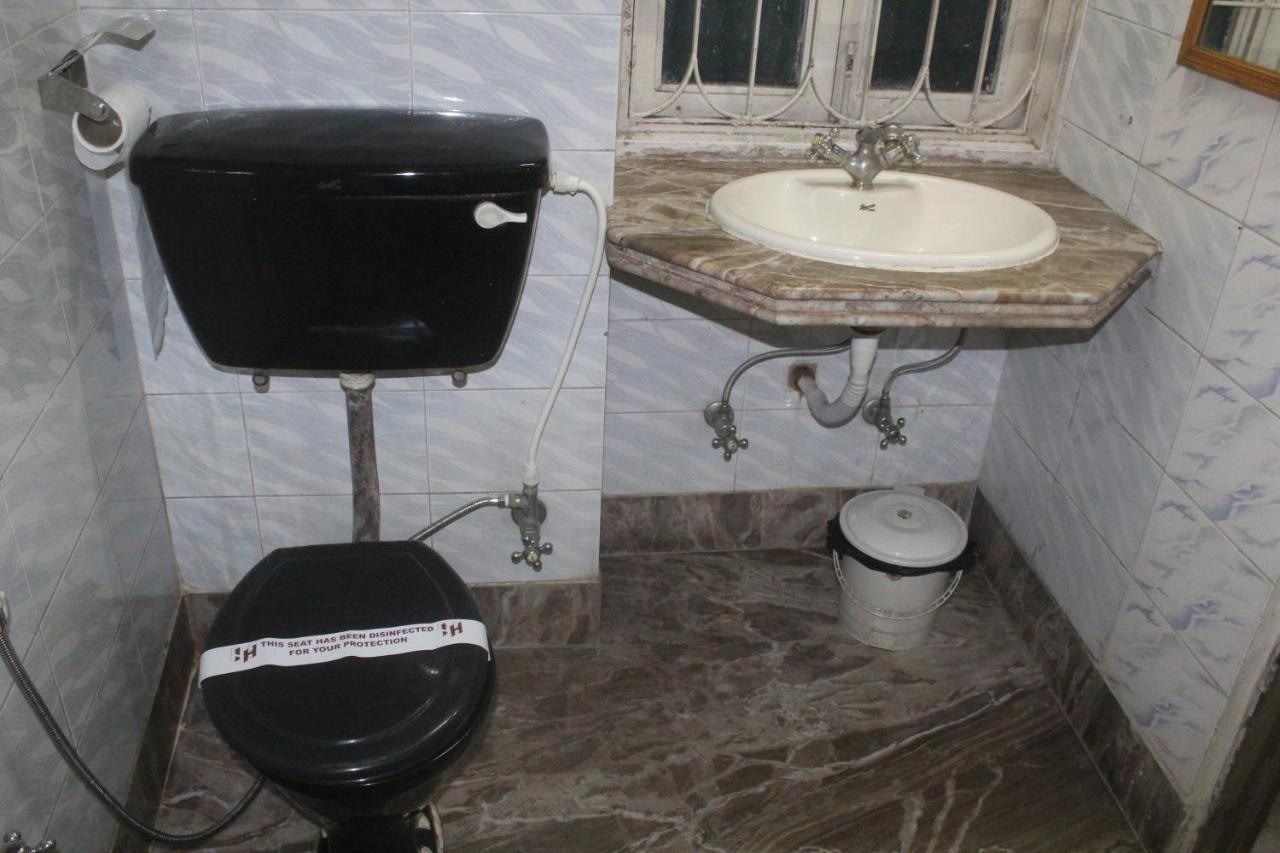 فندق هيرا كولكاتا المظهر الخارجي الصورة